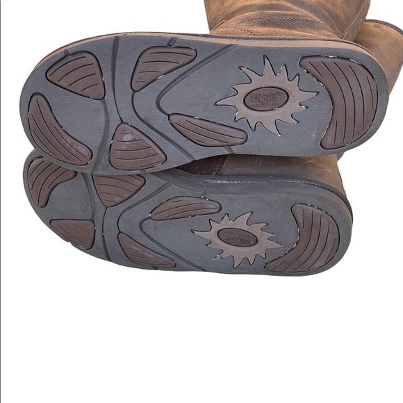 UGG Australia 5683 brown boots size 7 - Picture 11 of 13